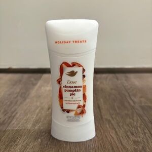 dove cinnamon pumpkin pie limited edition antiperspirant exp 07-04-26